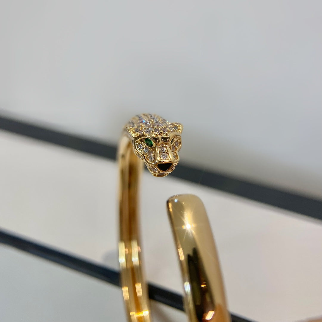 [Am jewelry]PANTHERE GOLD DIAMOND OPEN BRACELET