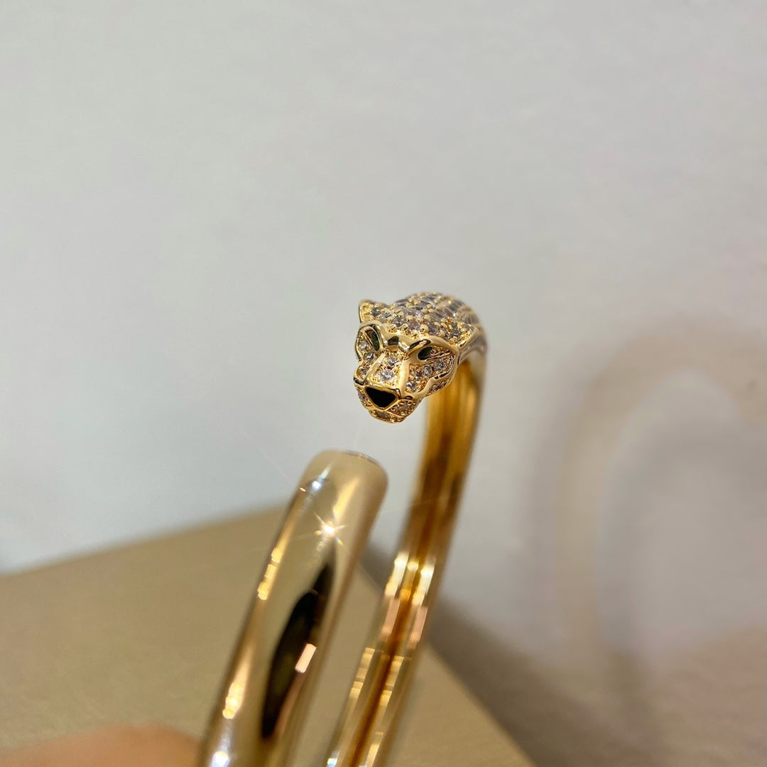 [Am jewelry]PANTHERE GOLD DIAMOND OPEN BRACELET