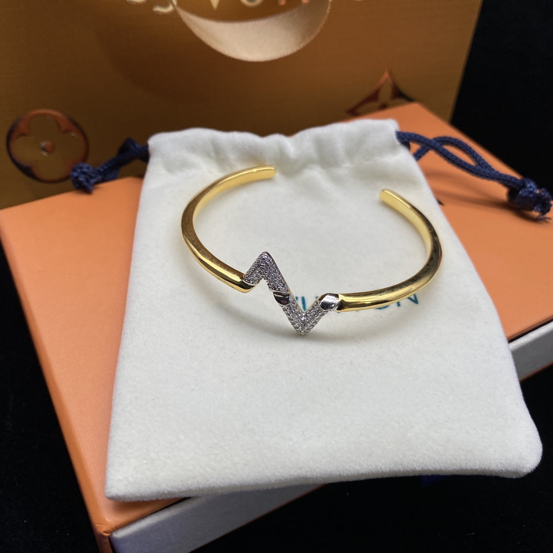 [Am jewelry]VOLTE UPSITE DOWN DIAMOND GOLD OPEN BRACELET