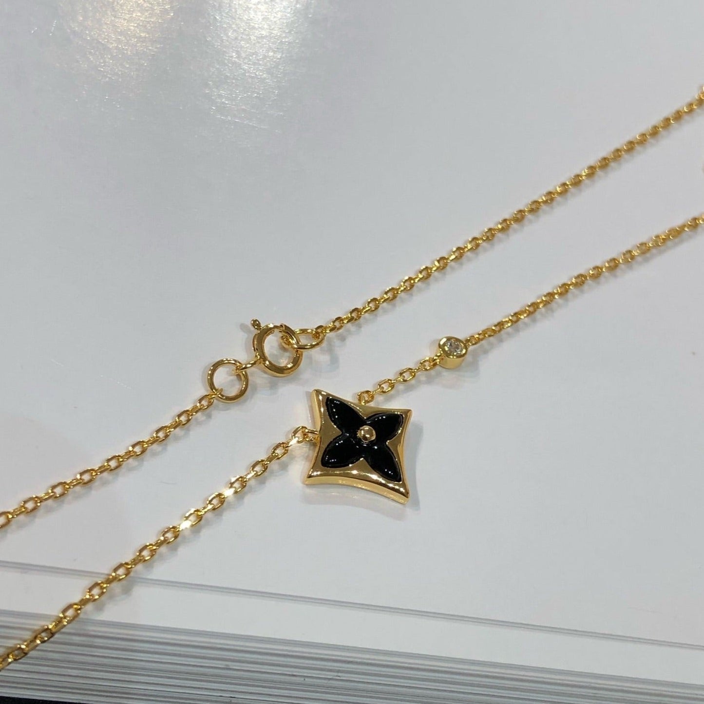 [Am jewelry]STAR BLACK MOP NECKLACE