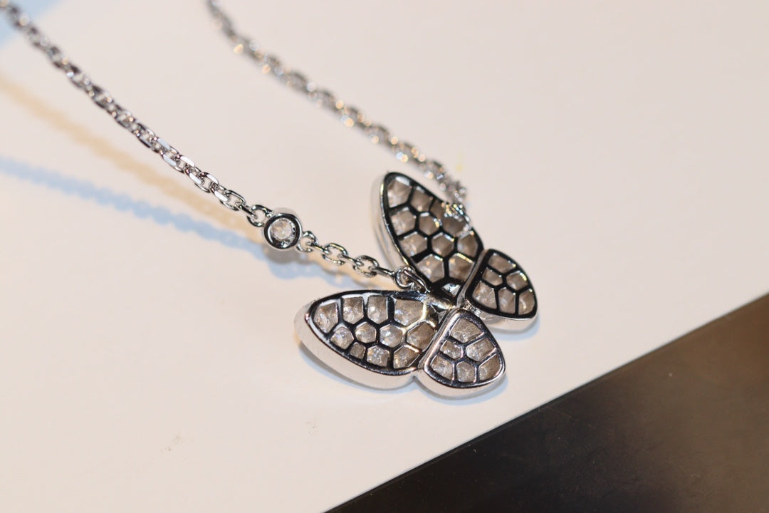 [Am jewelry]BUTTERFLY DIAMOND NECKLACE