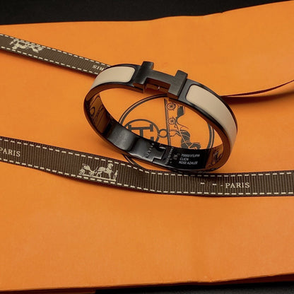 [Am jewelry]H BRACELET 12MM BLACK BEIGE CERAMIC