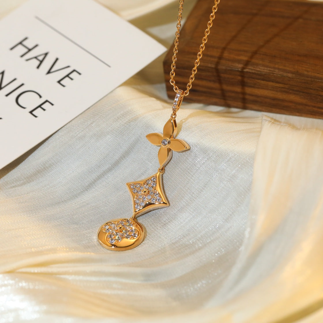 [Am jewelry]STAR AND SUN DIAMOND PINK GOLD NECKLACE