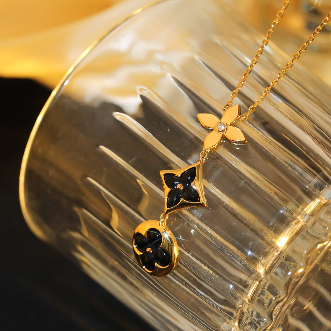 [Am jewelry]STAR AND SUN ONYX PINK GOLD NECKLACE