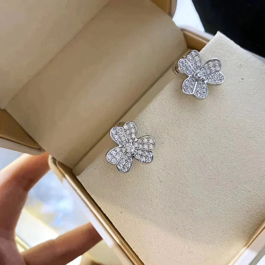 [Am jewelry]CLOVER COMOS DIAMOND EARRINGS SILVER