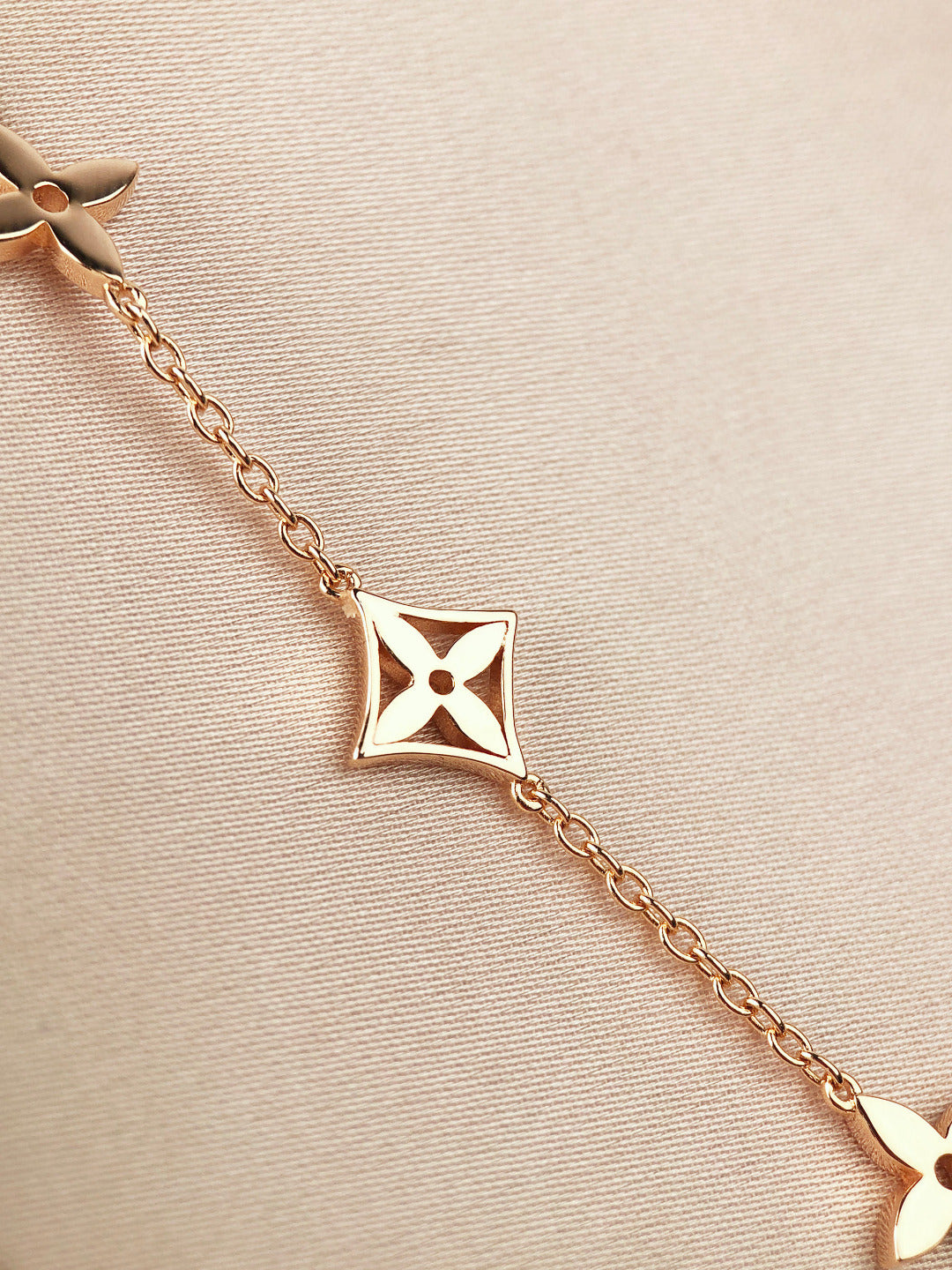 [Am jewelry]STAR AND SUN 7 MOTIFS GOLD BRACELET