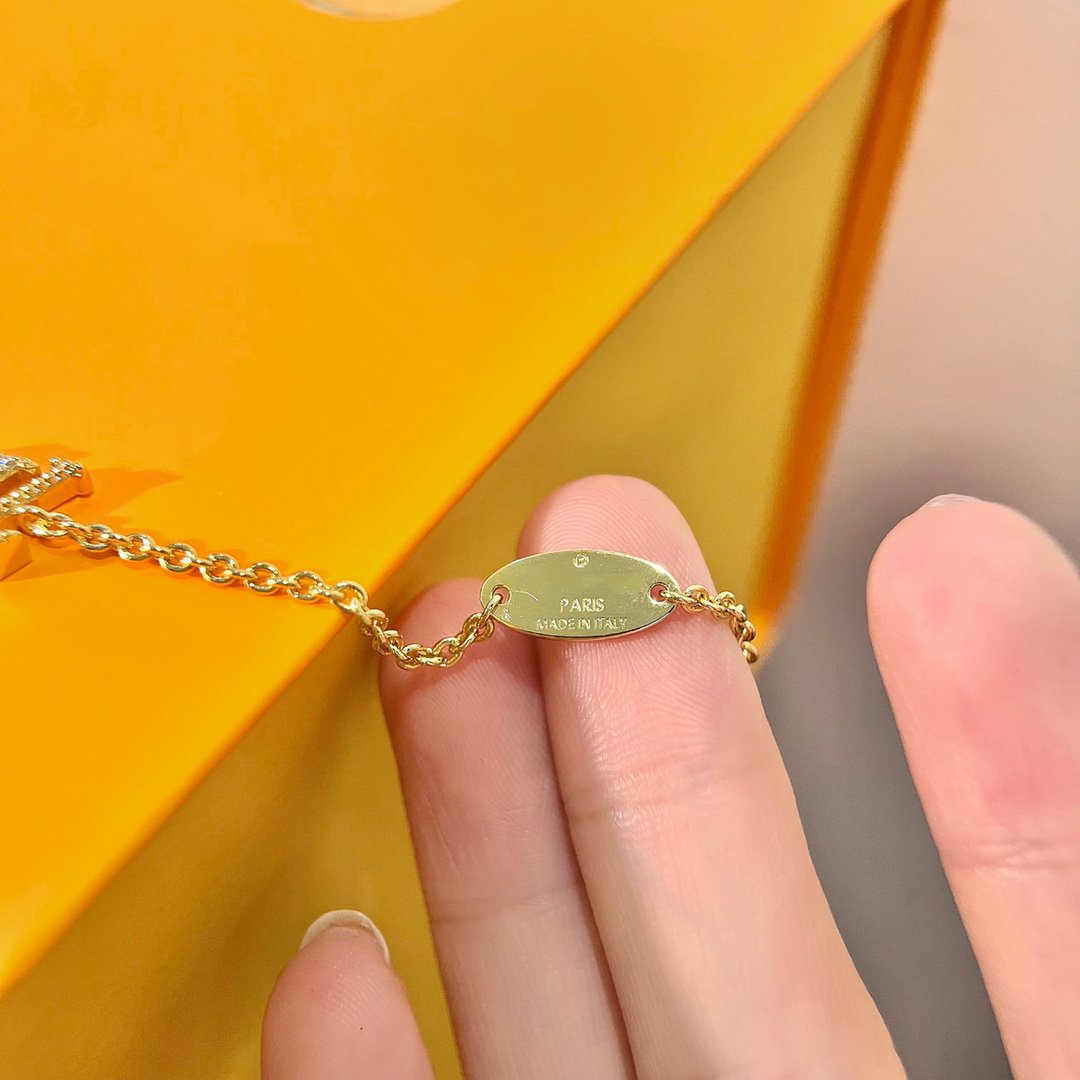 [Am jewelry]LOGO STAR MOTIF GOLD BRACELET
