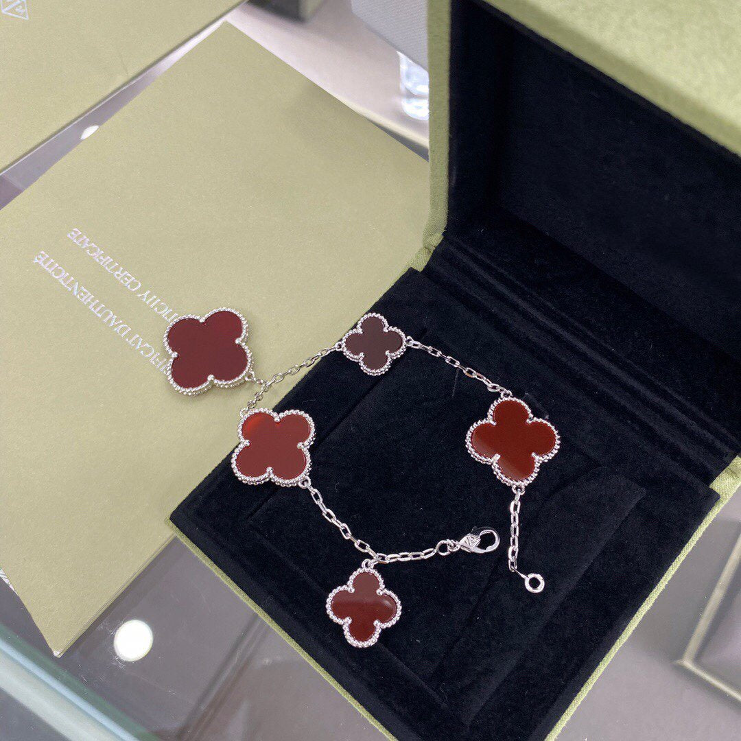 [Am jewelry]CLOVER 5 MOTIFS SIVLER CARNELIAN BRACELET