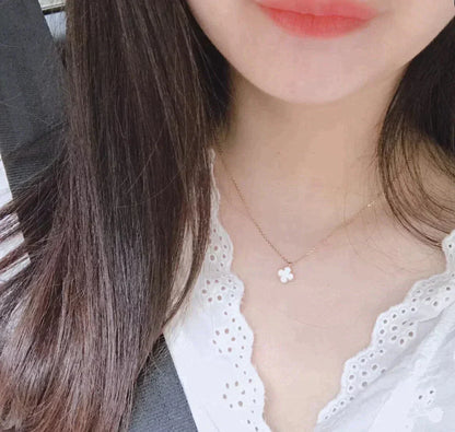 [Am jewelry]CLOVER MINI 9.5MM WHITE MOTHER-OF-PEARL NECKLACE