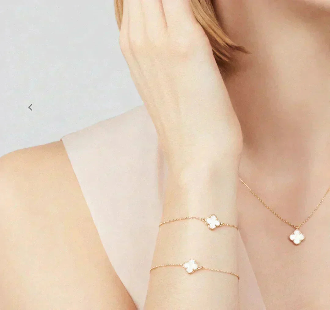 [Am jewelry]CLOVER MINI 9.5MM WHITE MOTHER-OF-PEARL NECKLACE
