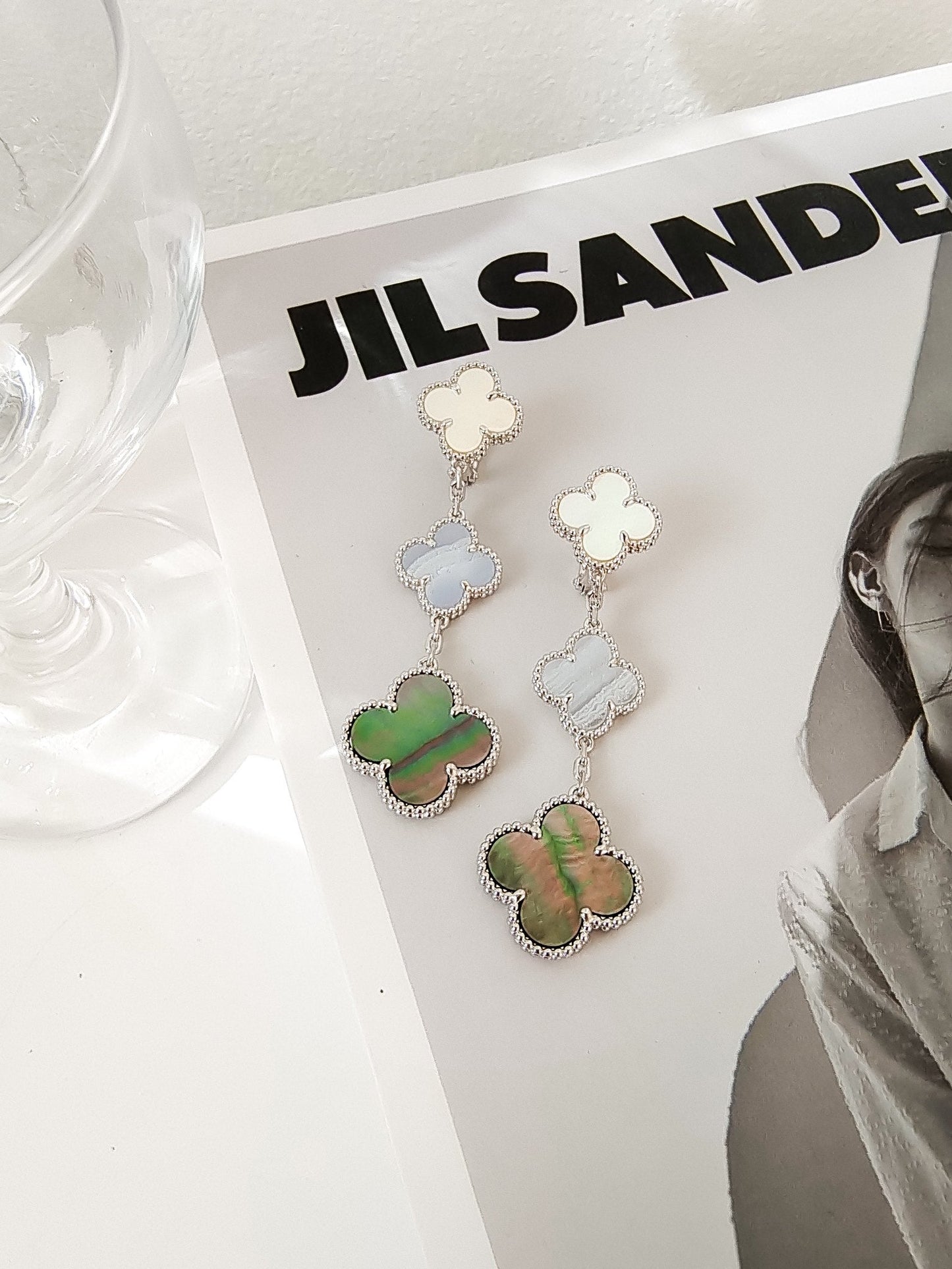 [Am jewelry]CLOVER 3 MOTIFS CHALCEDONY DARK MOP SILVER EARRINGS