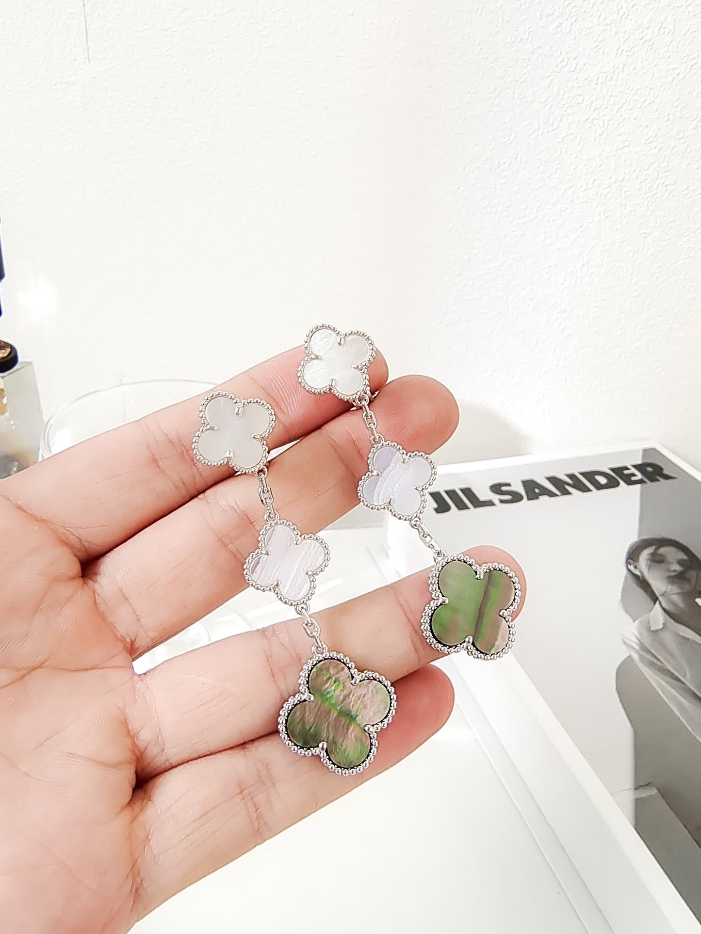 [Am jewelry]CLOVER 3 MOTIFS CHALCEDONY DARK MOP SILVER EARRINGS