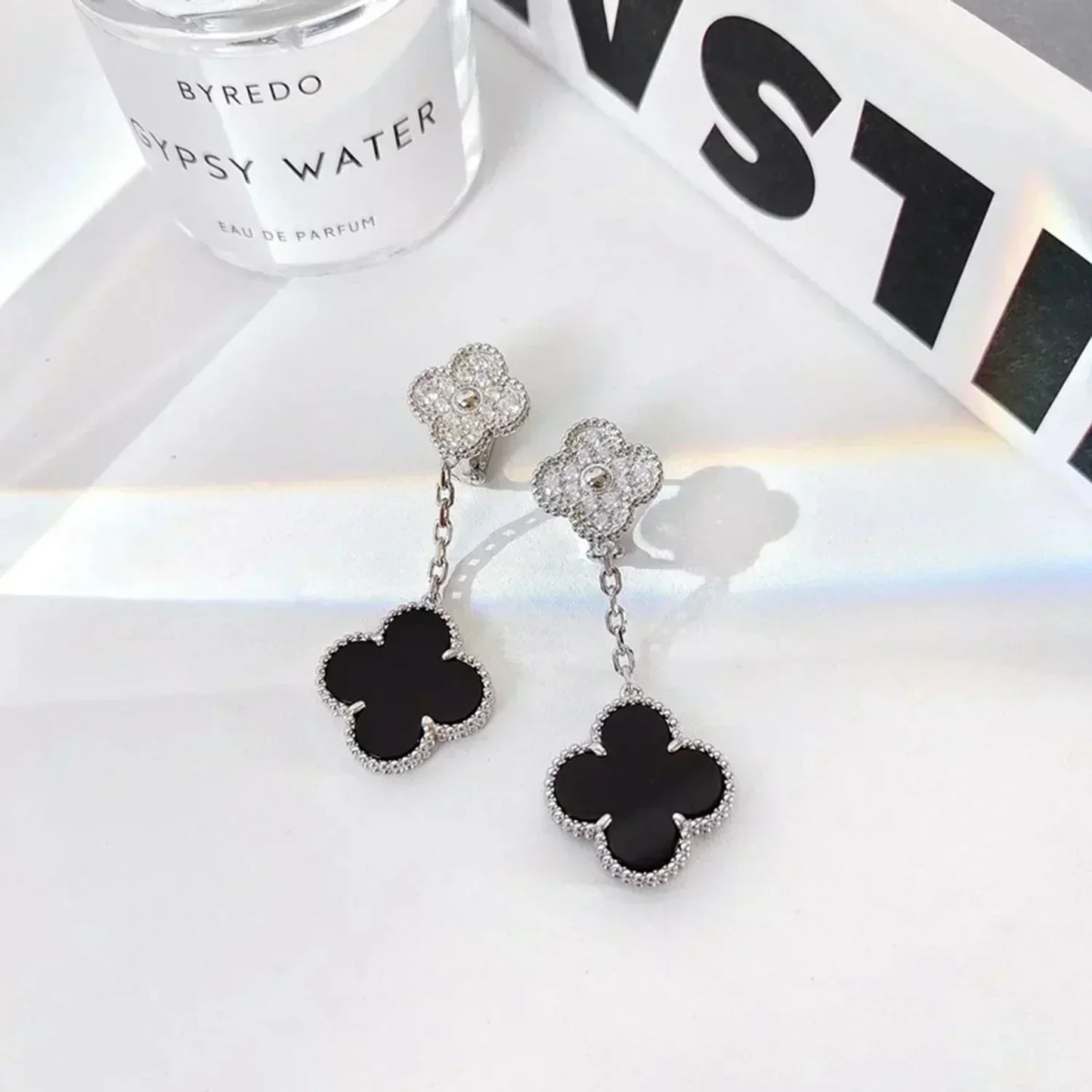 [Am jewelry]CLOVER 2 MOTIFS  DIAMOND ONYX EARRINGS SILVER