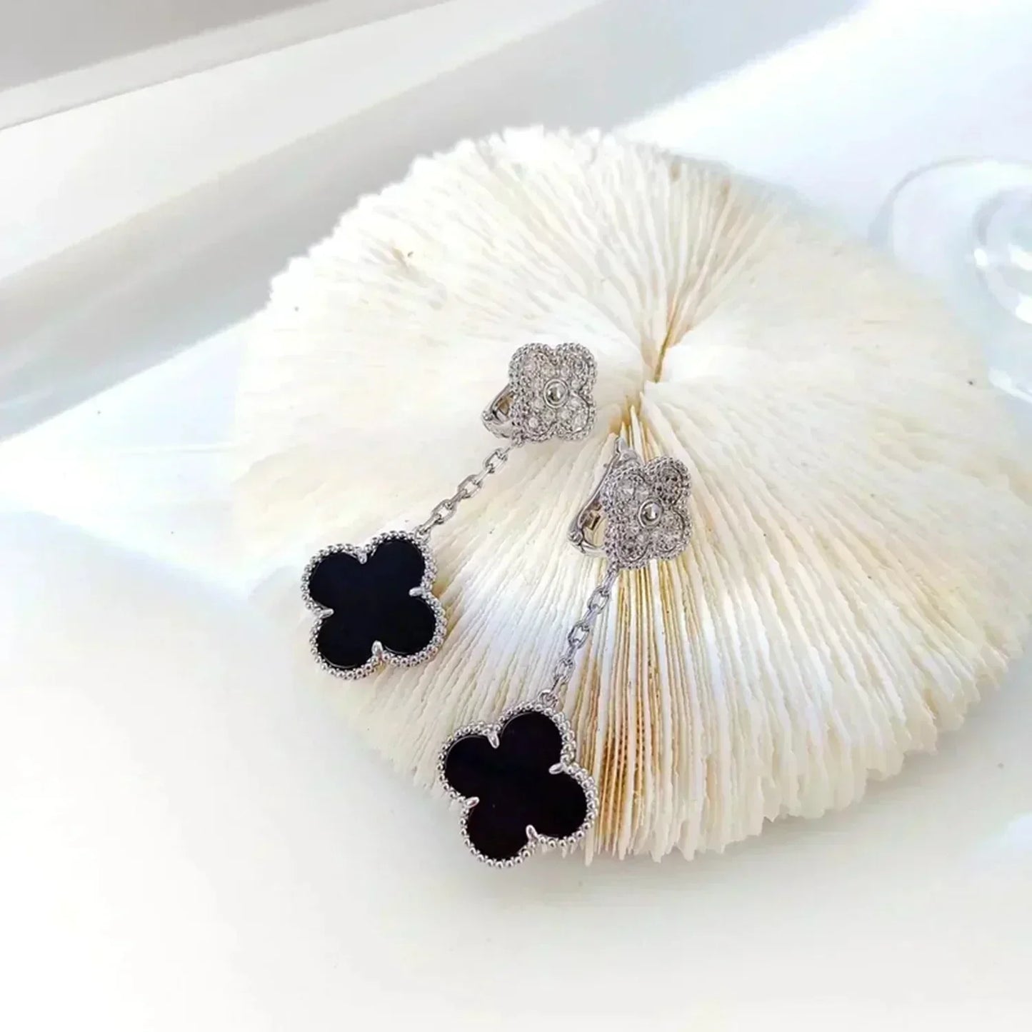 [Am jewelry]CLOVER 2 MOTIFS  DIAMOND ONYX EARRINGS SILVER