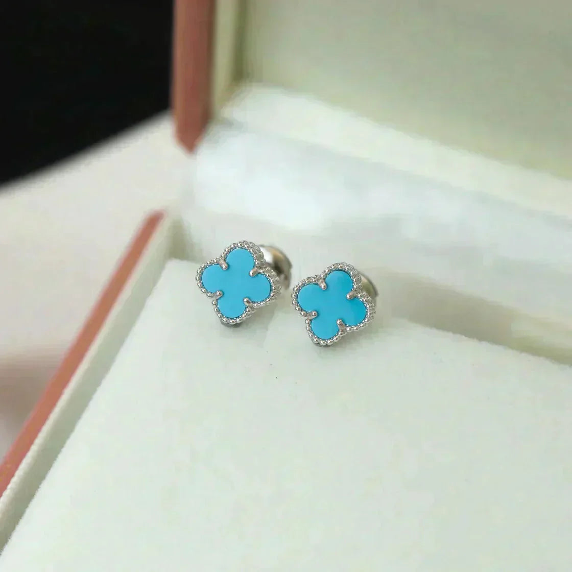 [Am jewelry]CLOVER MINI TUROUOISE SILVER STUD EARRINGS