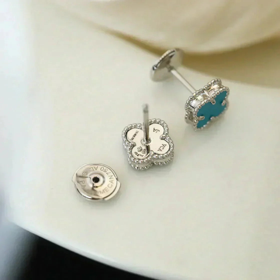 [Am jewelry]CLOVER MINI TUROUOISE SILVER STUD EARRINGS