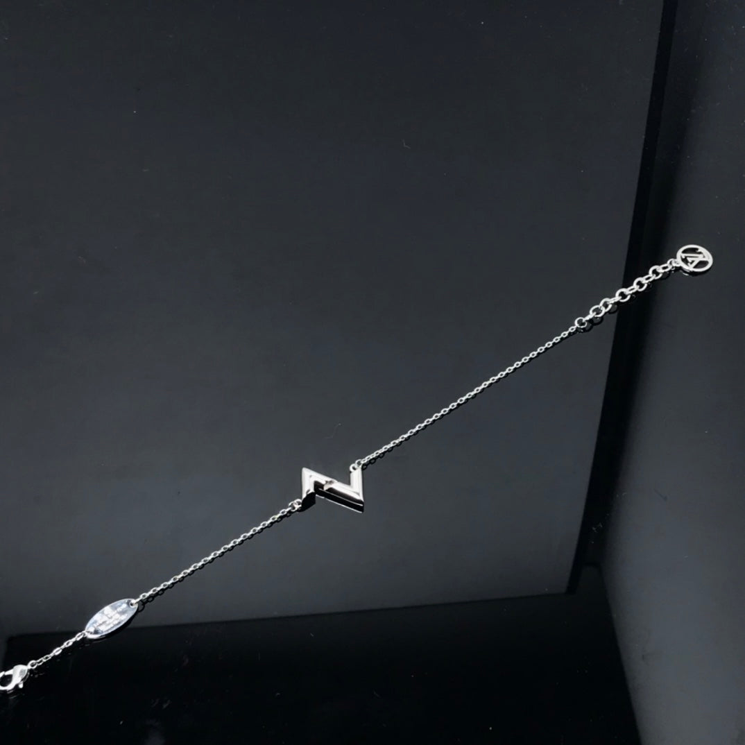 [Am jewelry]VOLT LV LOGO BRACELET