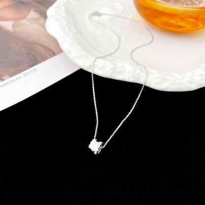 [Am jewelry]BEE MINI PEDANT DIAMOND NECKLACE