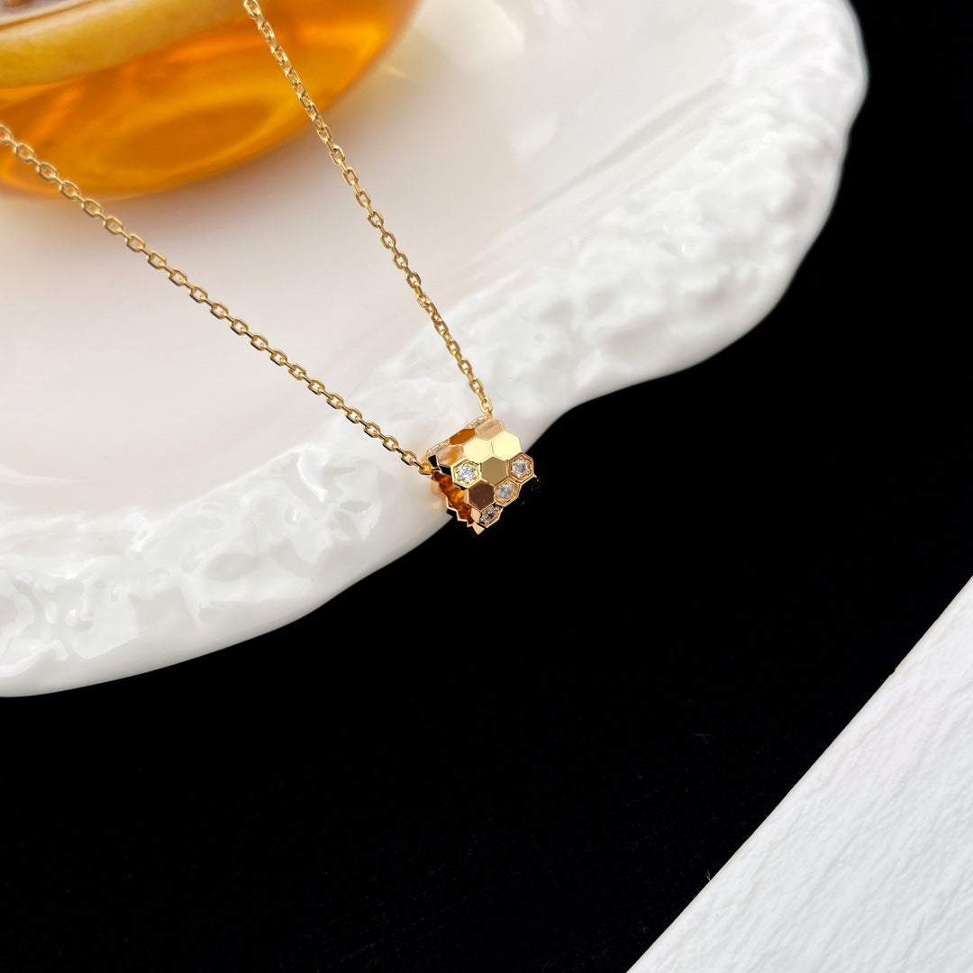 [Am jewelry]BEE MINI PEDANT DIAMOND NECKLACE