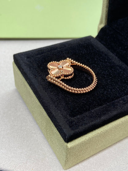 [Am jewelry]CLOVER RIVERSIBLE ROSE GOLD RING