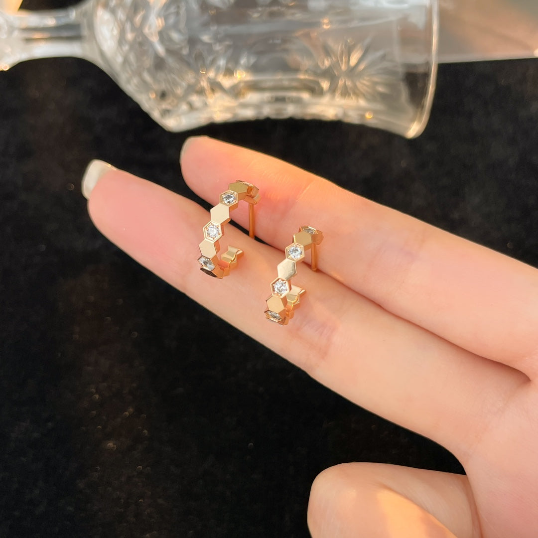 [Am jewelry]BEE LOVE DIAMOND HOOP EARRINGS
