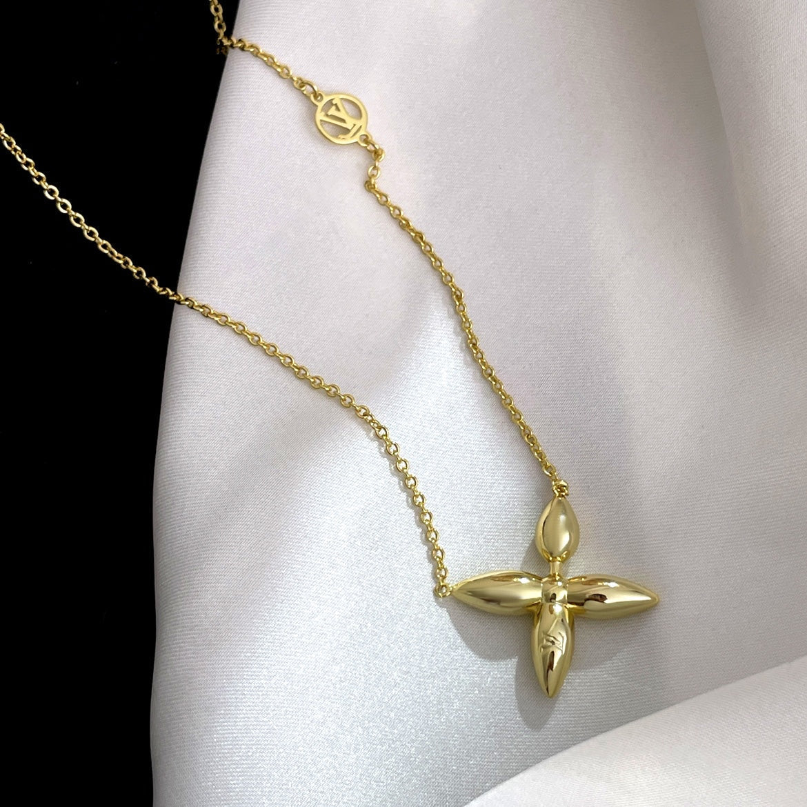 [Am jewelry]LOUISETTE GOLD NECKLACE