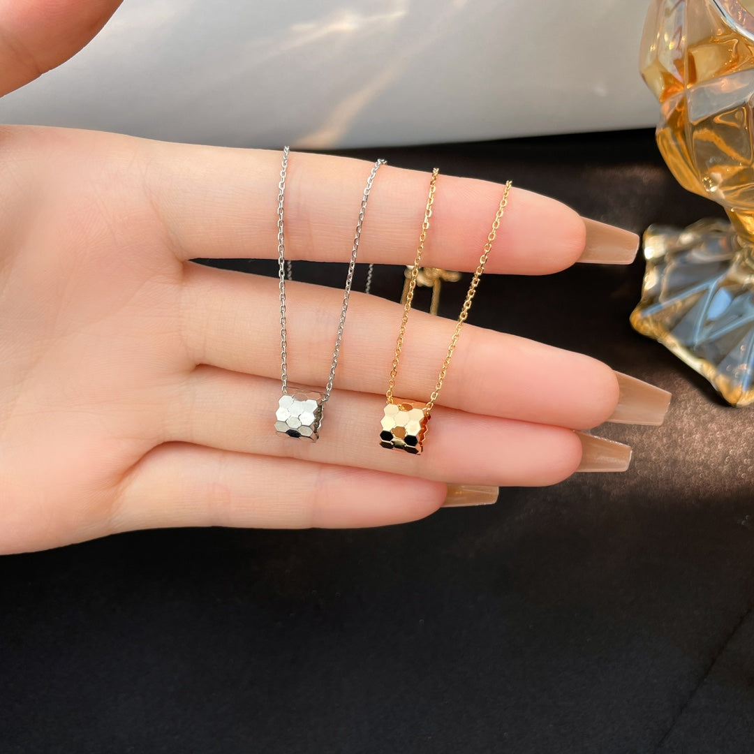 [Am jewelry]BEE MINI NECKLACE