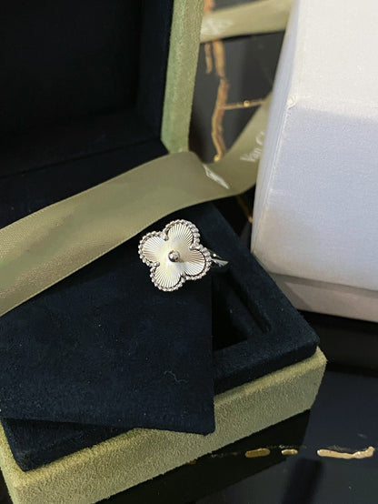 [Am jewelry]CLOVER SILVER RING