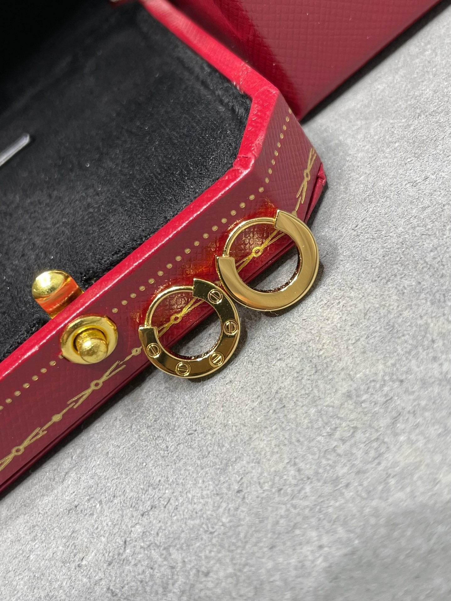 [Am jewelry]LOVE MINI EARRINGS