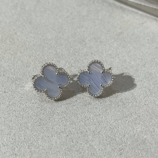 [Am jewelry]CLOVER CHALCEDONY SILVER STUD EARRINGS