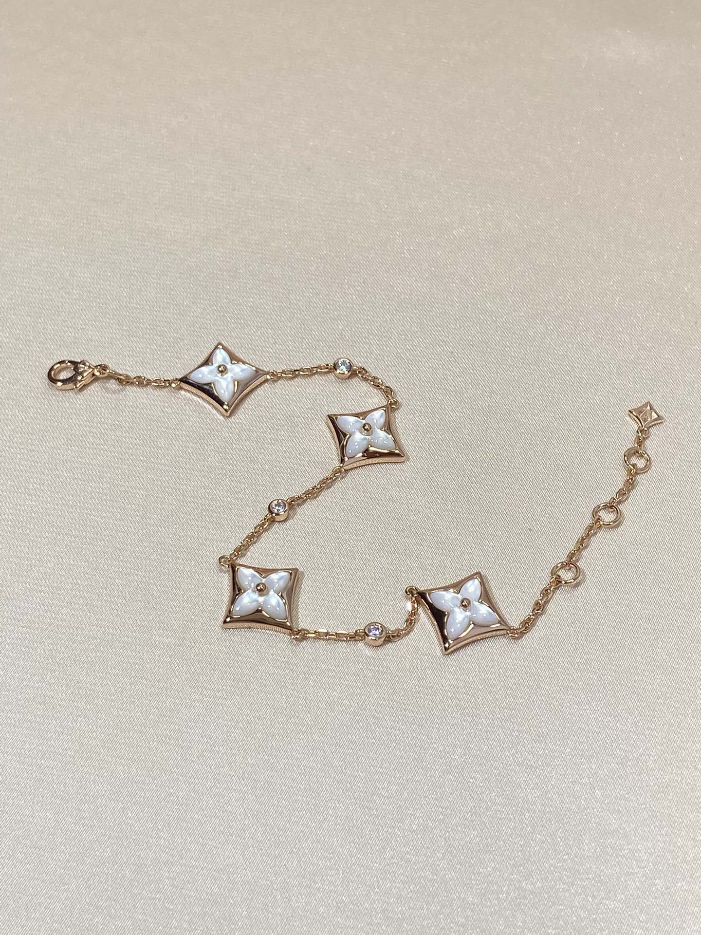 [Am jewelry]STAR 4 MOTIF MOP DIAMOND PINK GOLD BRACELET