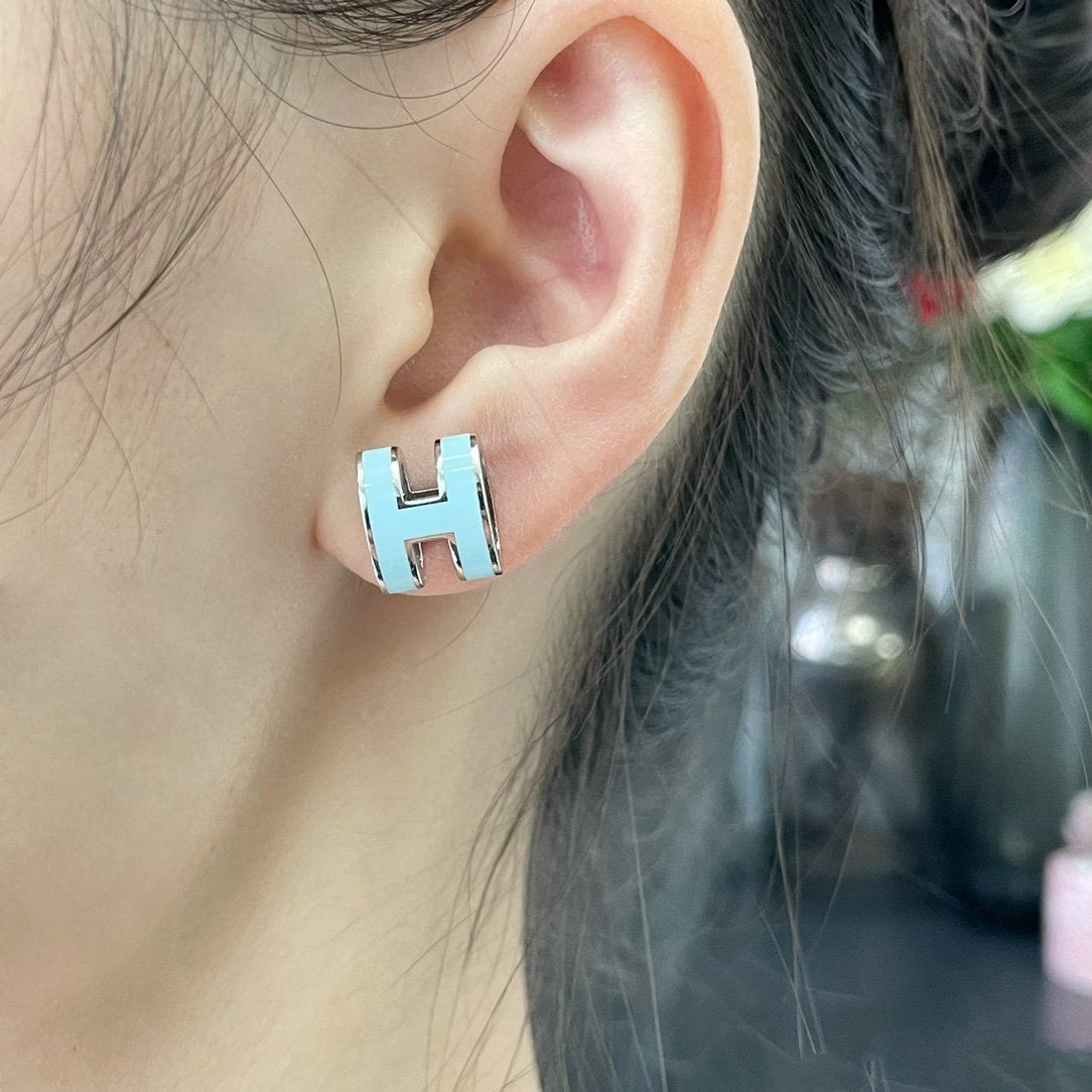 [Am jewelry]POP H SKY BLUE STUD EARRINGS