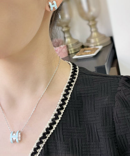 [Am jewelry]POP H SKY BLUE STUD EARRINGS