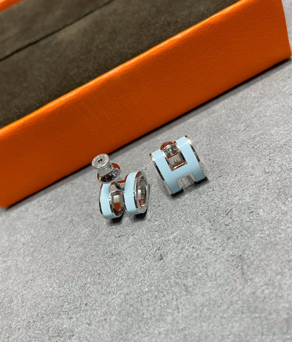 [Am jewelry]POP H SKY BLUE STUD EARRINGS