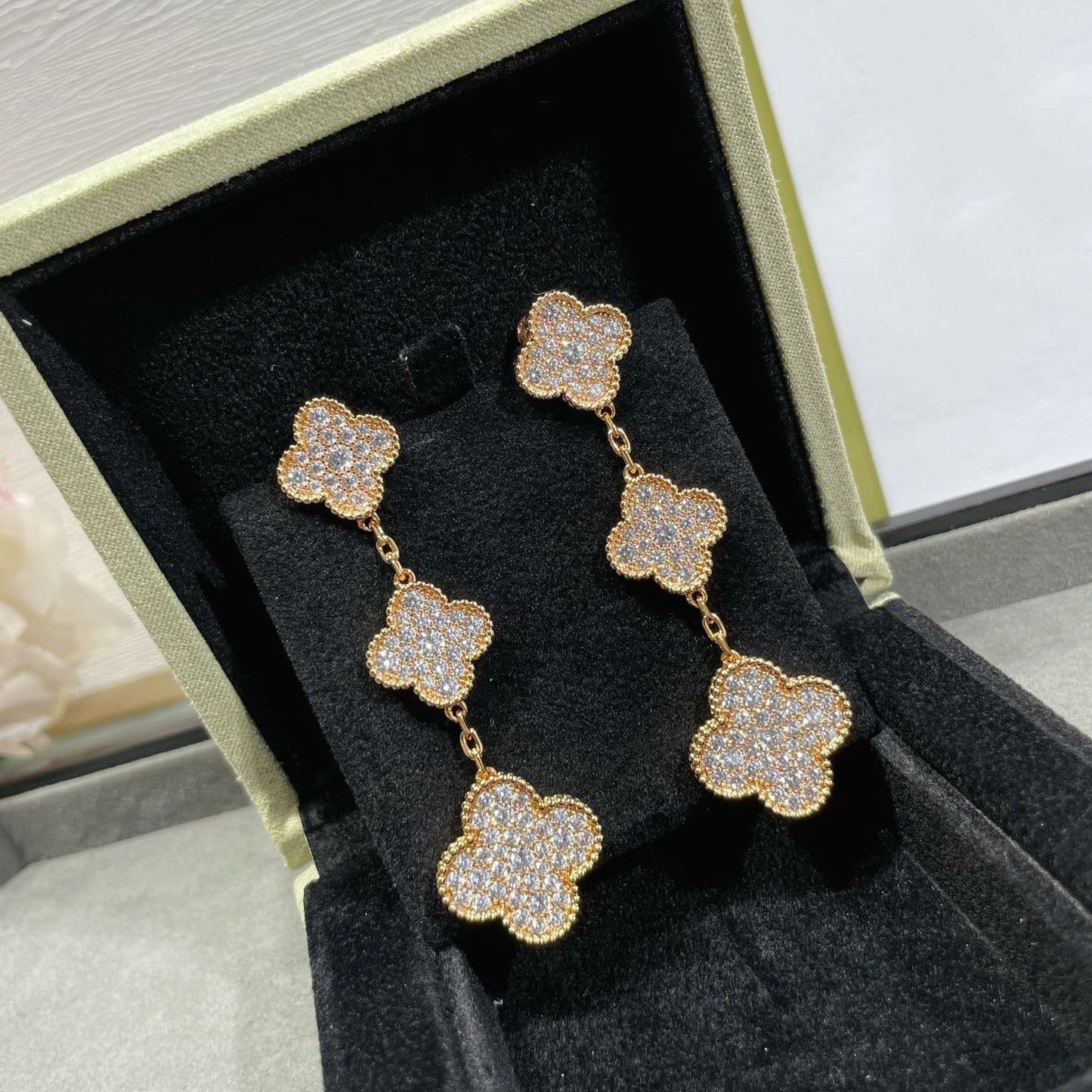 [Am jewelry]CLOVER 3 MOTIFS DIAMOND PAVED ROSE GOLD EARRINGS