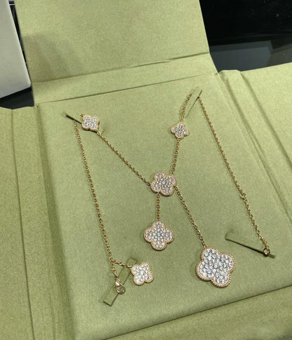 [Am jewelry]CLOVER 6 MOTIF DIAMOND PAVED NECKLACE