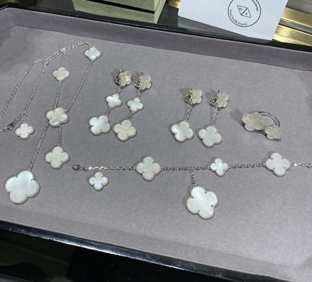 [Am jewelry]CLOVER 5 MOTIF WHITE MOP SILVER BRACELET
