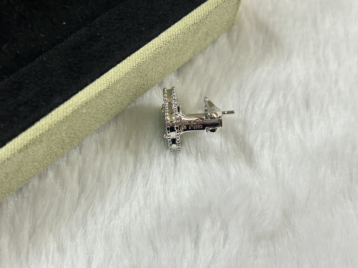 [Am jewelry]CLOVER PIETERSITE MEDIUM STUD EARRINGS