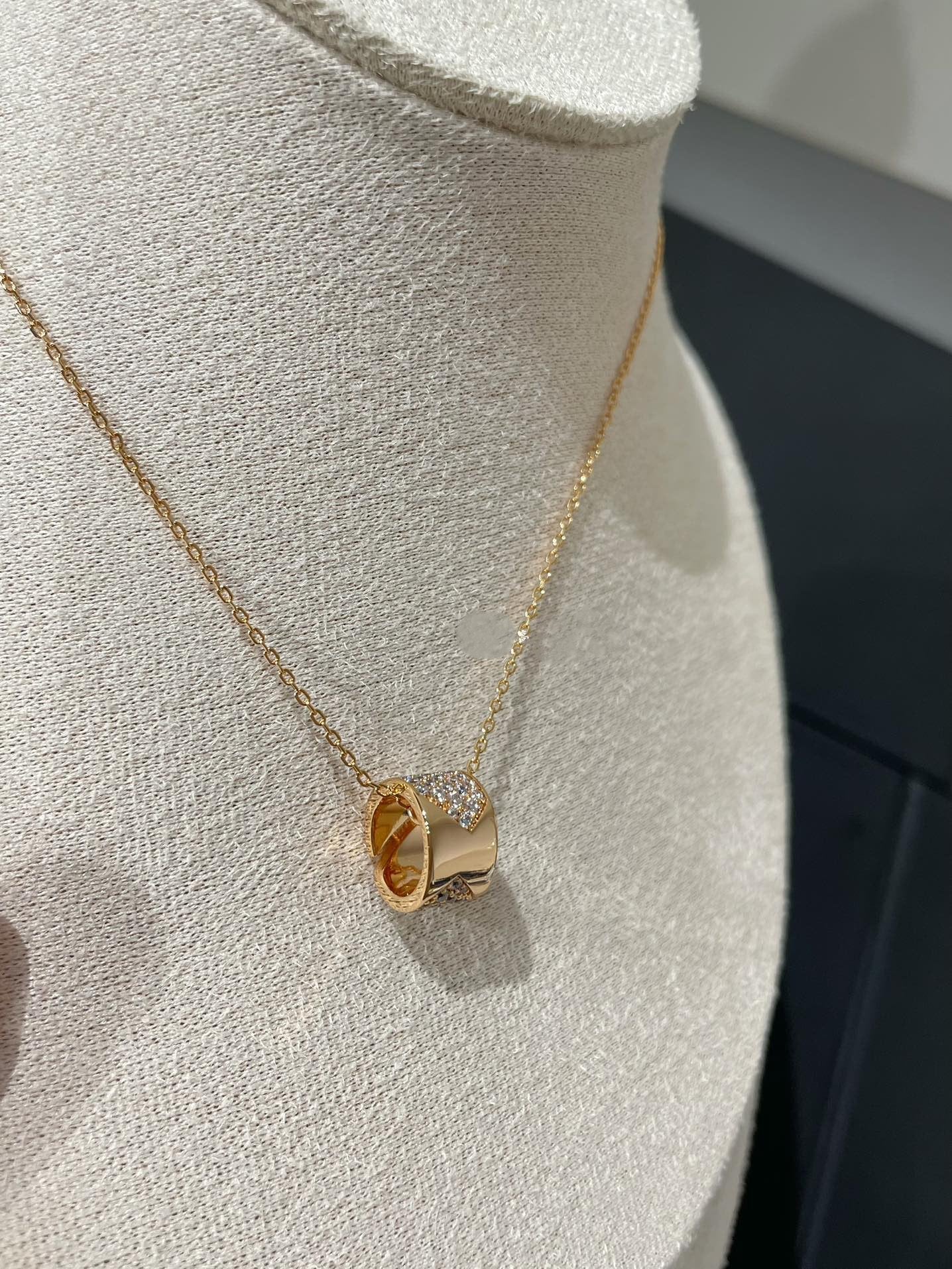 [Am jewelry]LIENS EVIDENCE DIAMOND PAVED NECKLACE
