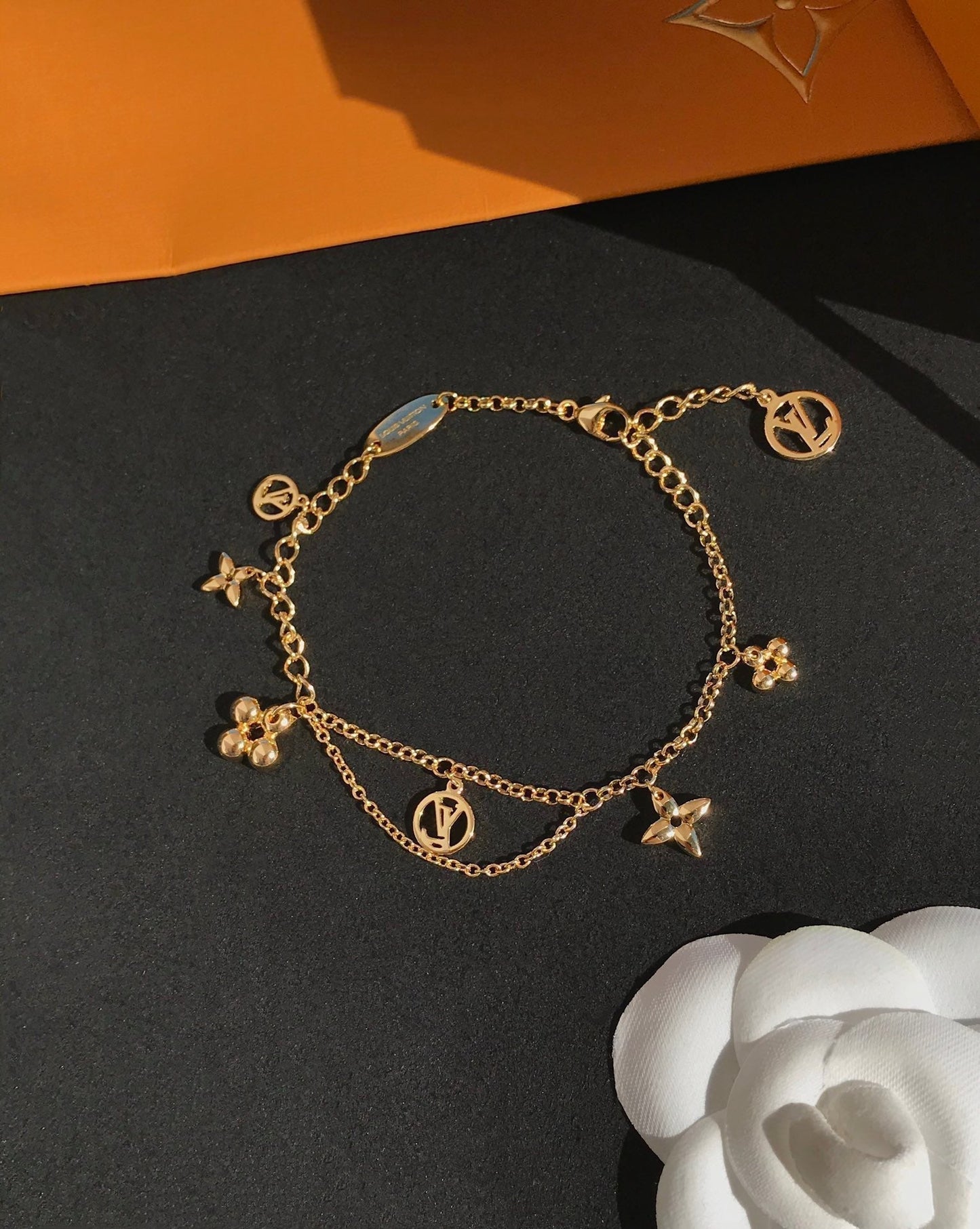 [Am jewelry]BLOOMING PINK GOLD MOP BRACELET