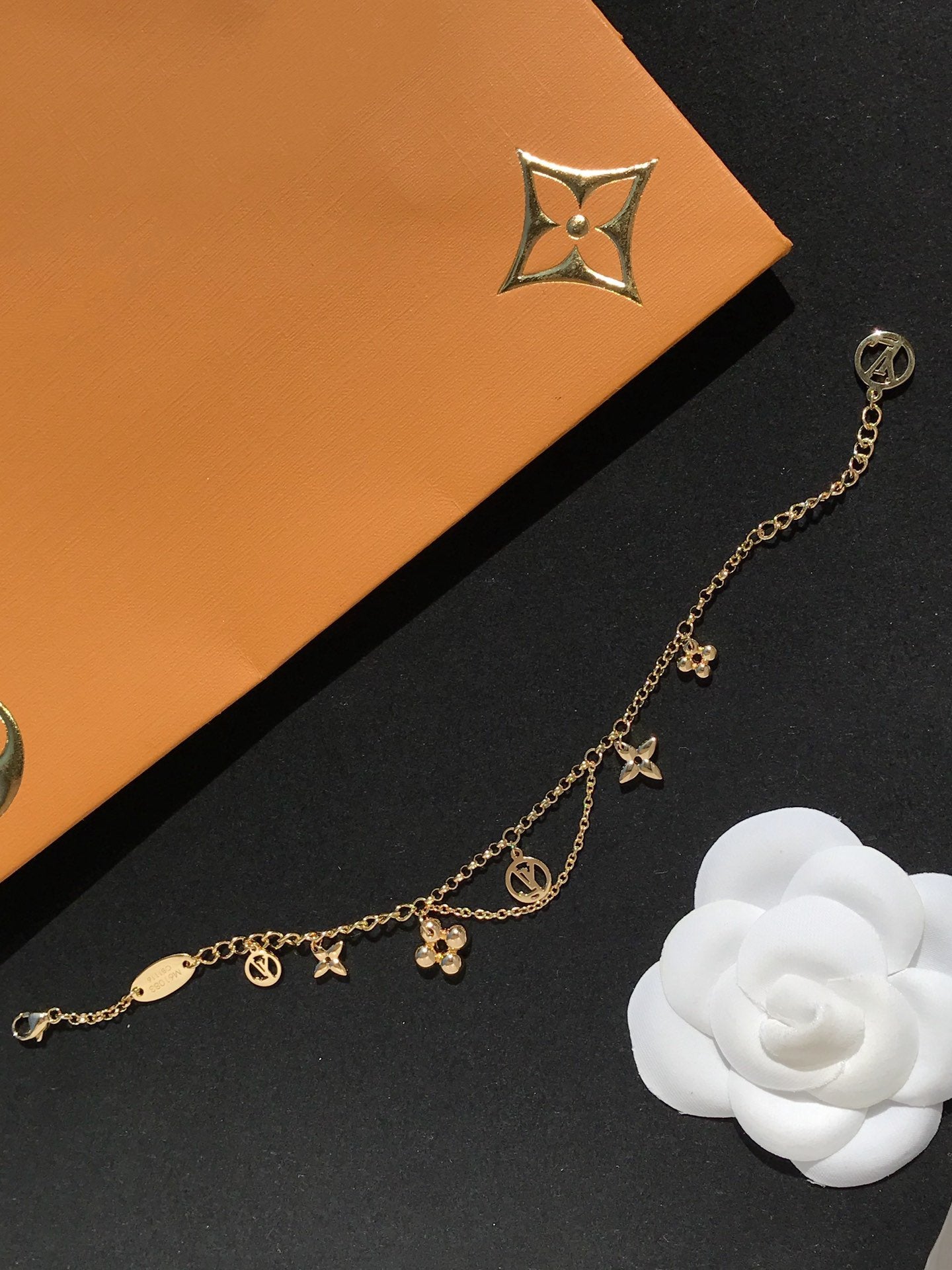 [Am jewelry]BLOOMING PINK GOLD MOP BRACELET