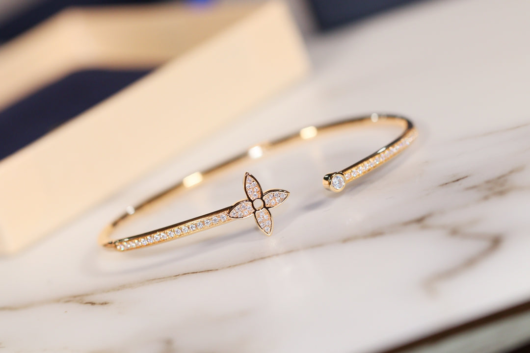 [Am jewelry]IDYLLE GOLD OPEN BRACELET DIAMOND PAVED