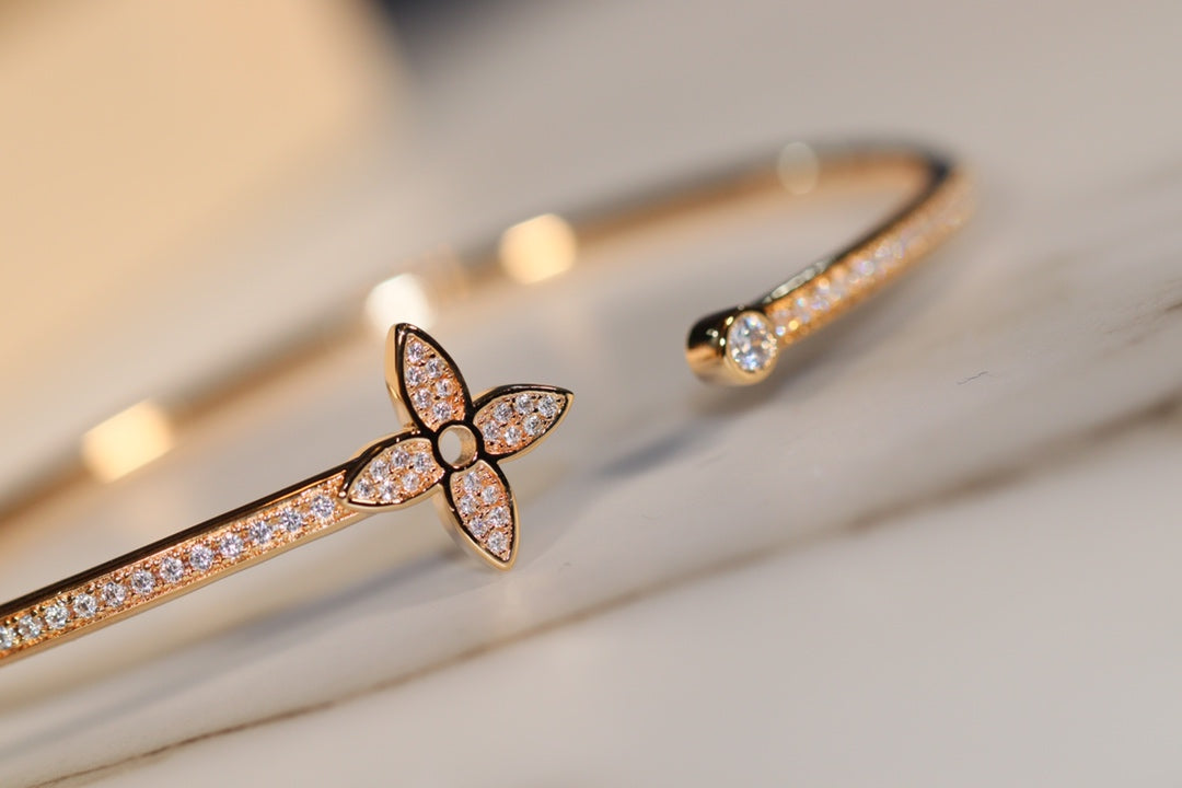 [Am jewelry]IDYLLE GOLD OPEN BRACELET DIAMOND PAVED