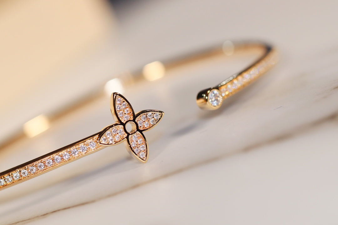 [Am jewelry]IDYLLE GOLD OPEN BRACELET DIAMOND PAVED