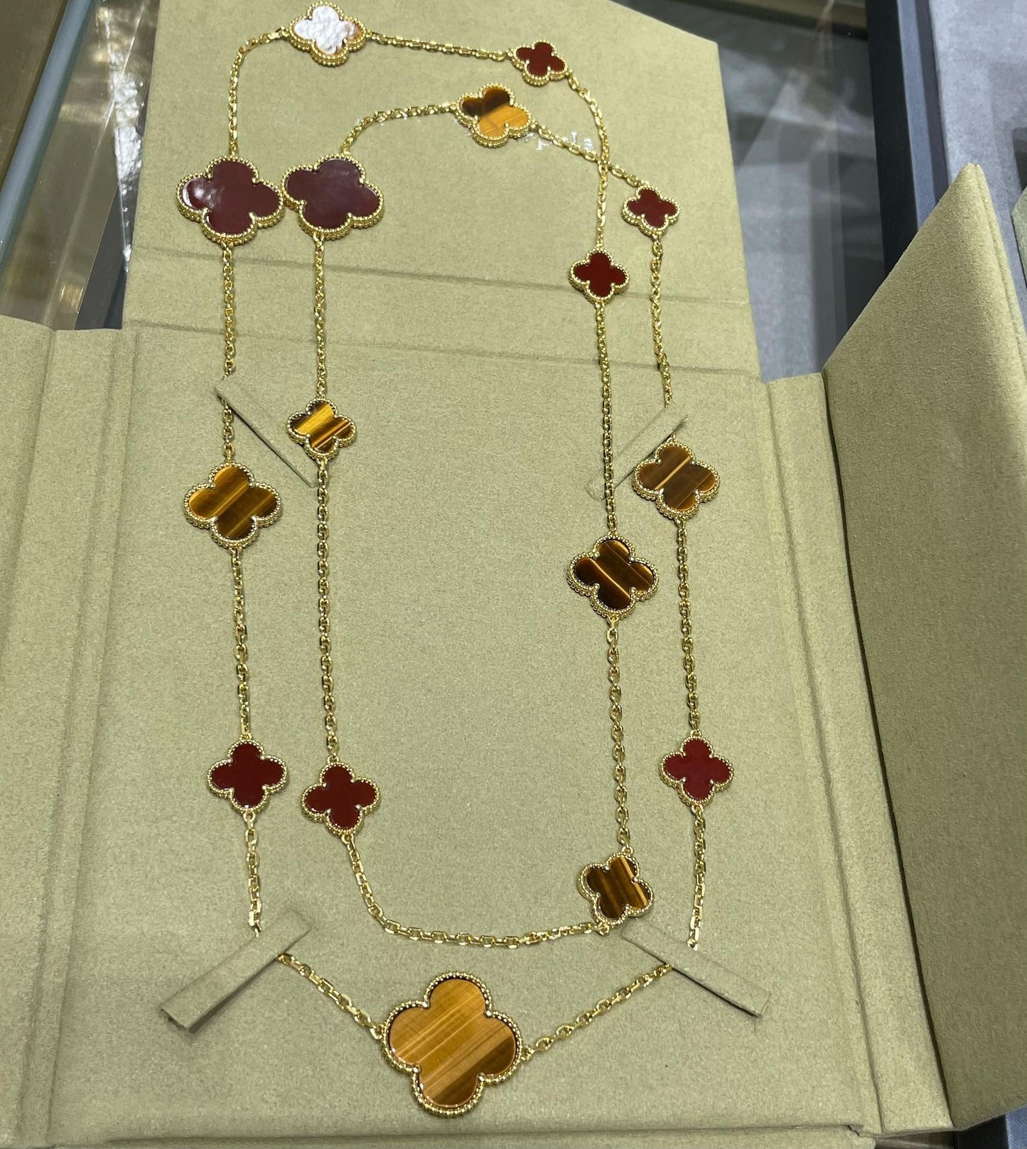 [Am jewelry]CLOVER 16 MOTIF CARNELIAN TIGER EYE ROSE GOLD NECKLACE