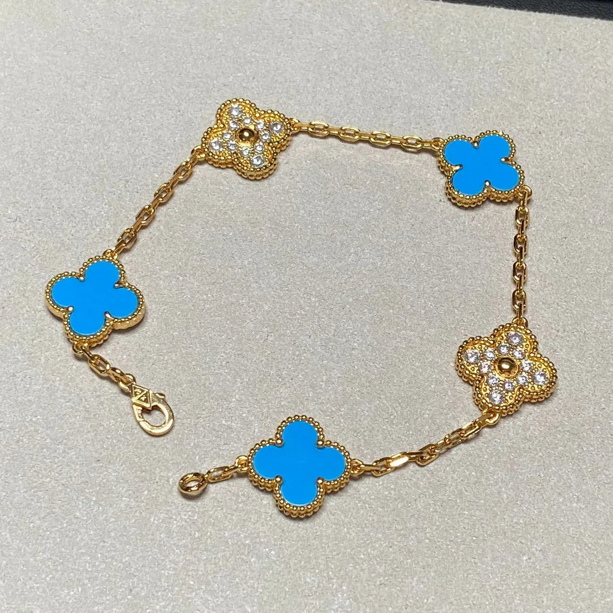 [Am jewelry] CLOVER 5 MOTIF BLUE AGATE BRACELET COLLECTION
