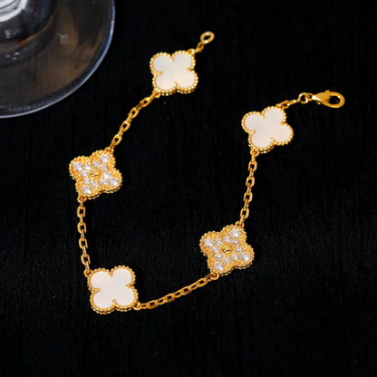 [Am jewelry]CLOVER WHITE PEARL MOP 5 MOTIF BRACELET COLLECTION