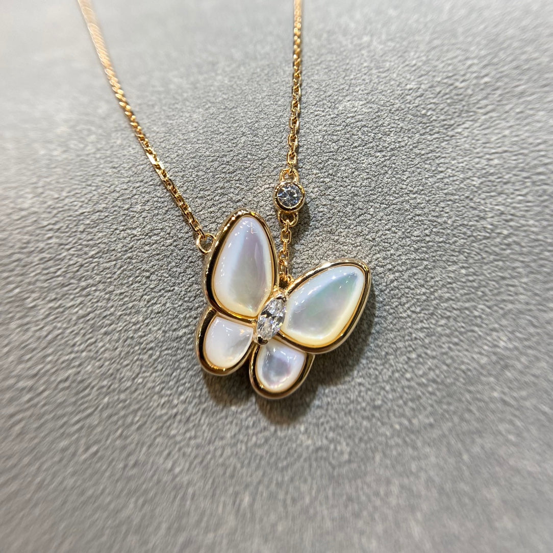 [Am jewelry]BUTTERFLY MOP DIAMOND NECKLACE