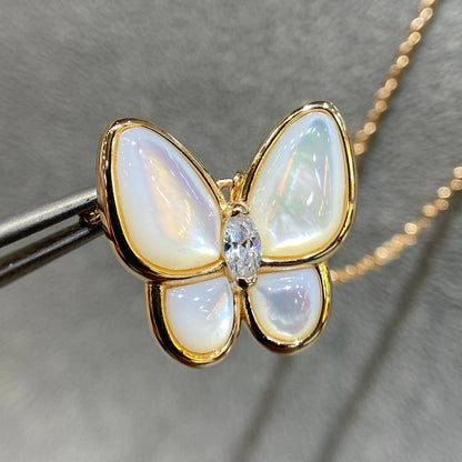 [Am jewelry]BUTTERFLY MOP DIAMOND NECKLACE