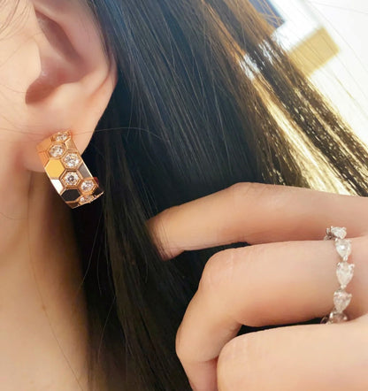 [Am jewelry]BEE LOVE DIAMOND HOOP EARRINGS
